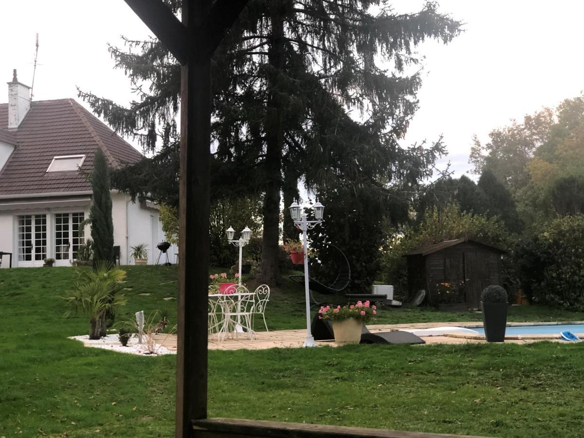 Un Petit Coin De Paradis Bressolles  Bagian luar foto